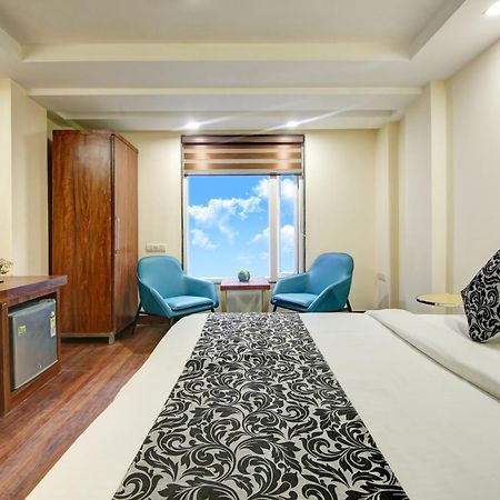 Hotel Neu Villa - Near Connaught Place & New Delhi Railway Station Új-Delhi Kültér fotó
