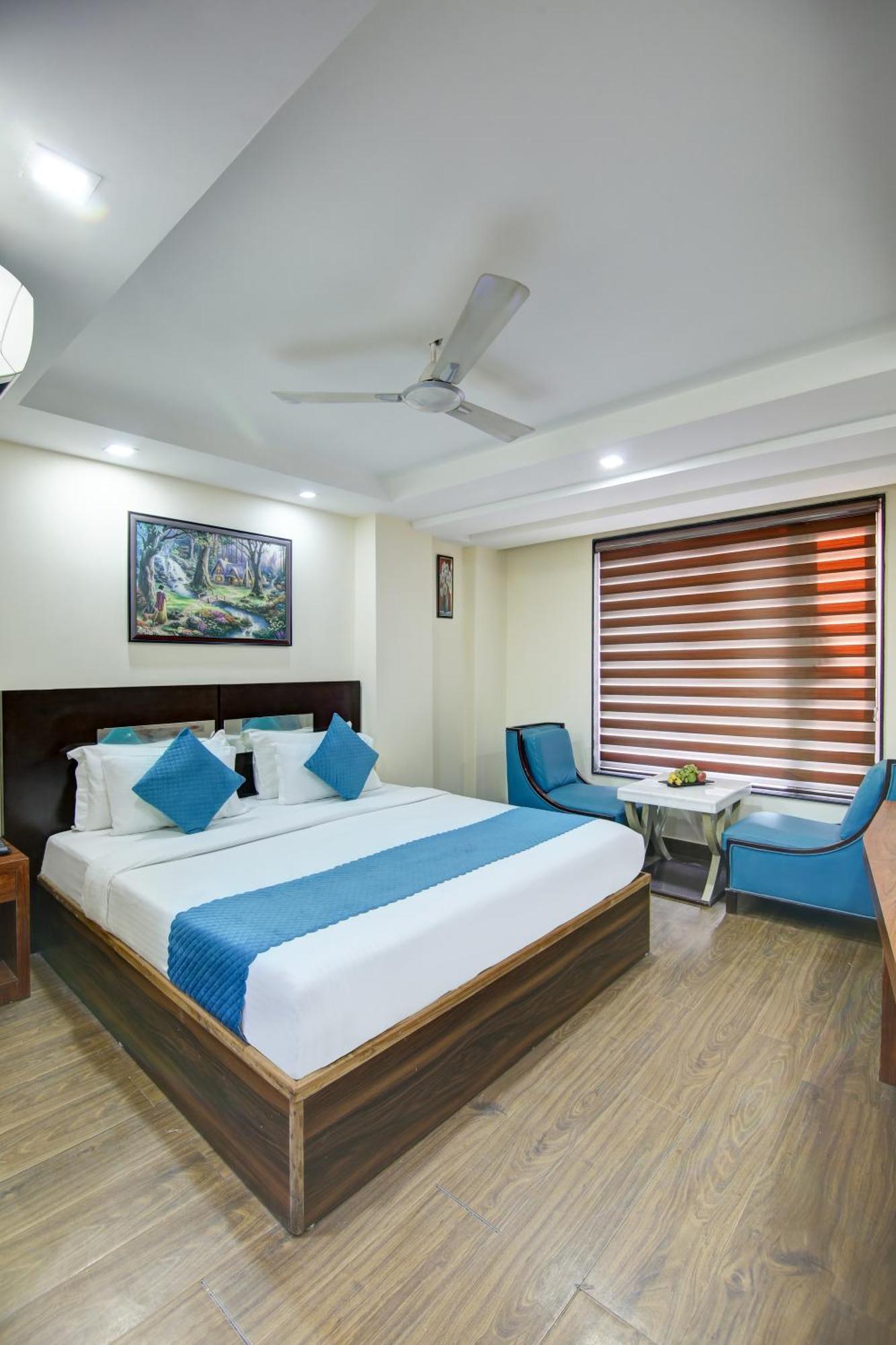 Hotel Neu Villa - Near Connaught Place & New Delhi Railway Station Új-Delhi Kültér fotó
