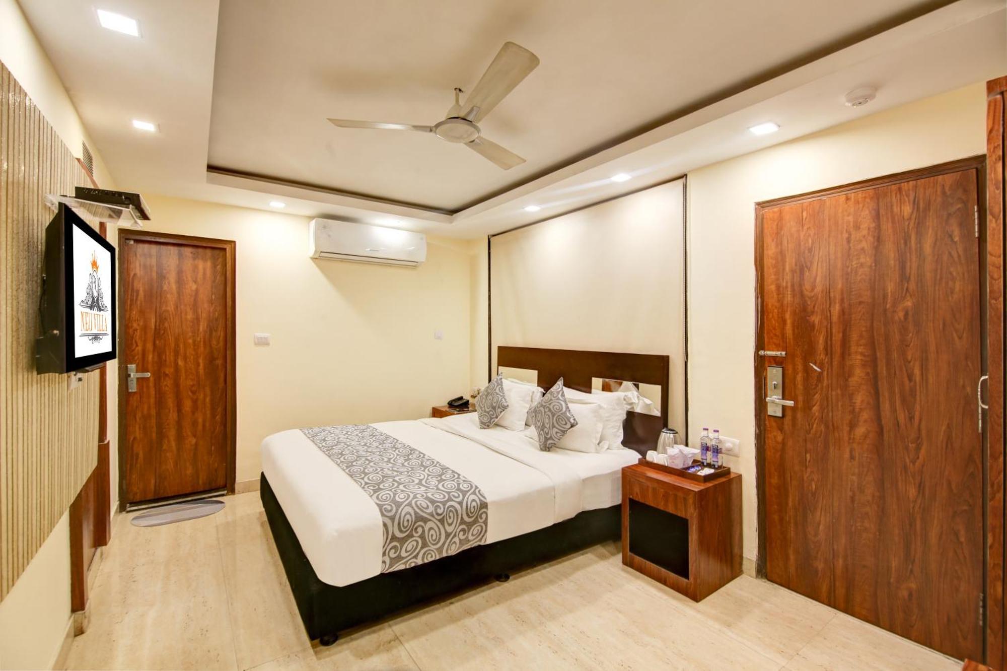 Hotel Neu Villa - Near Connaught Place & New Delhi Railway Station Új-Delhi Kültér fotó